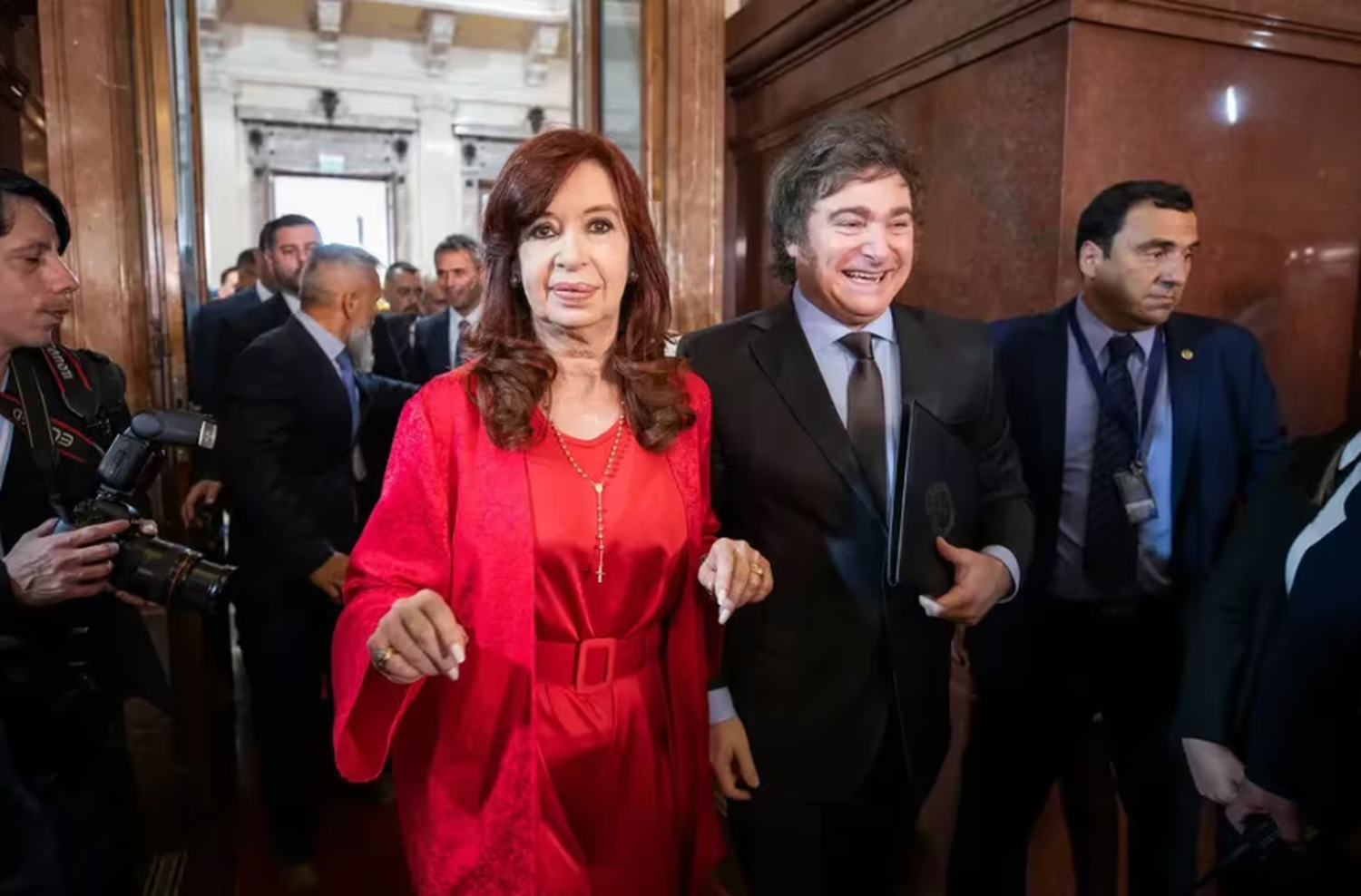 Cristina Kirchner cargó contra Milei: "De autoproclamado 'líder global' a cripto estafador"