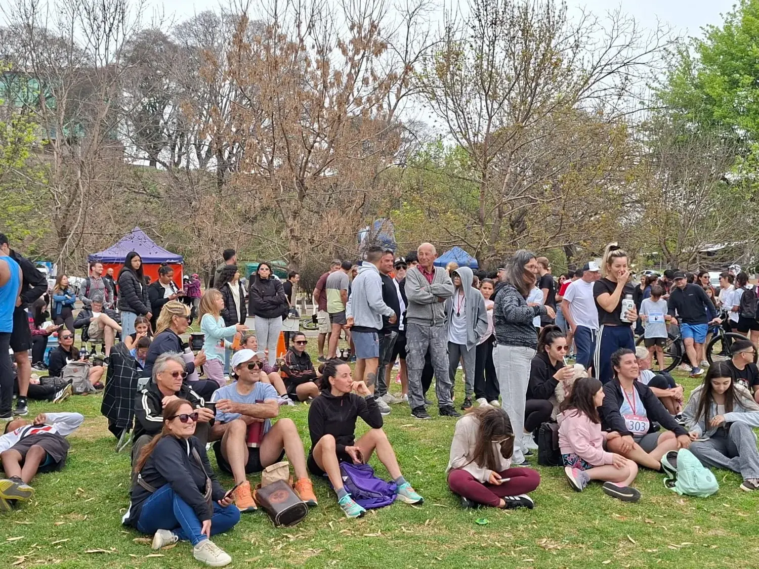 Corredores y familias disfrutaron de la jornada al aire libre durante la octava edición de la maratón del CEF.