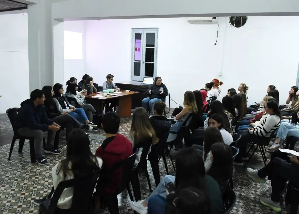 Del teatro al karting: lo que tenés que saber de la Estudiantina 2025 en Crespo