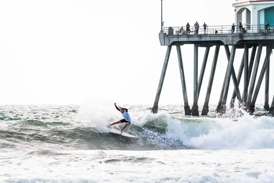 Los juniors debutaron en Huntington Beach