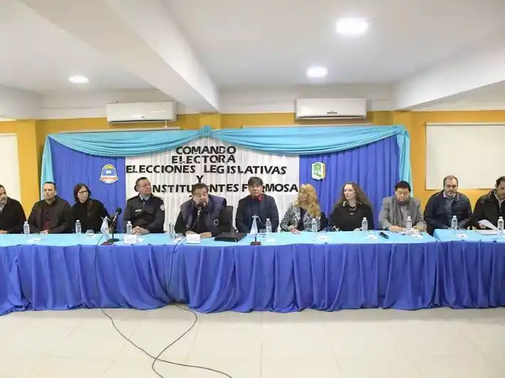 Elecciones: el comando electoral delineó
tareas de despliegue y repliegue de urnas