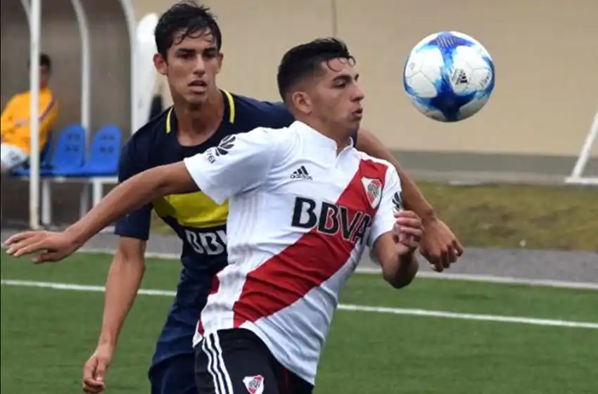 Un sobrino nieto de Maradona concentrará en River