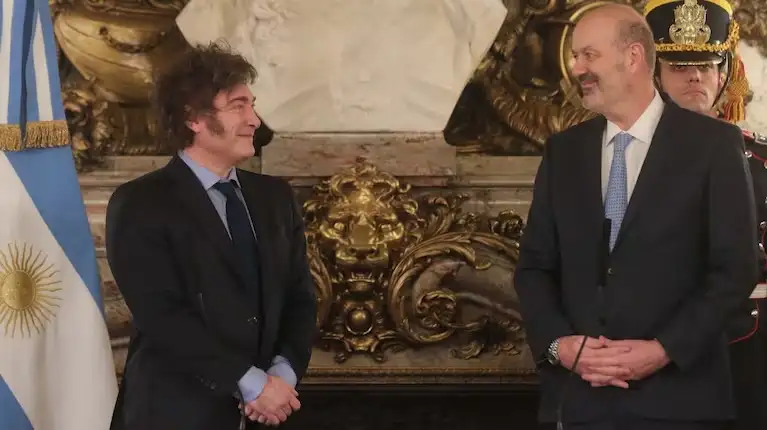 Javier Milei le tomó juramento a Federico Sturzenegger como ministro de Desregulación y Transformación del Estado.