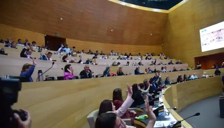 La Legislatura de Córdoba abrió el debate a la sesión más extensa del año.
