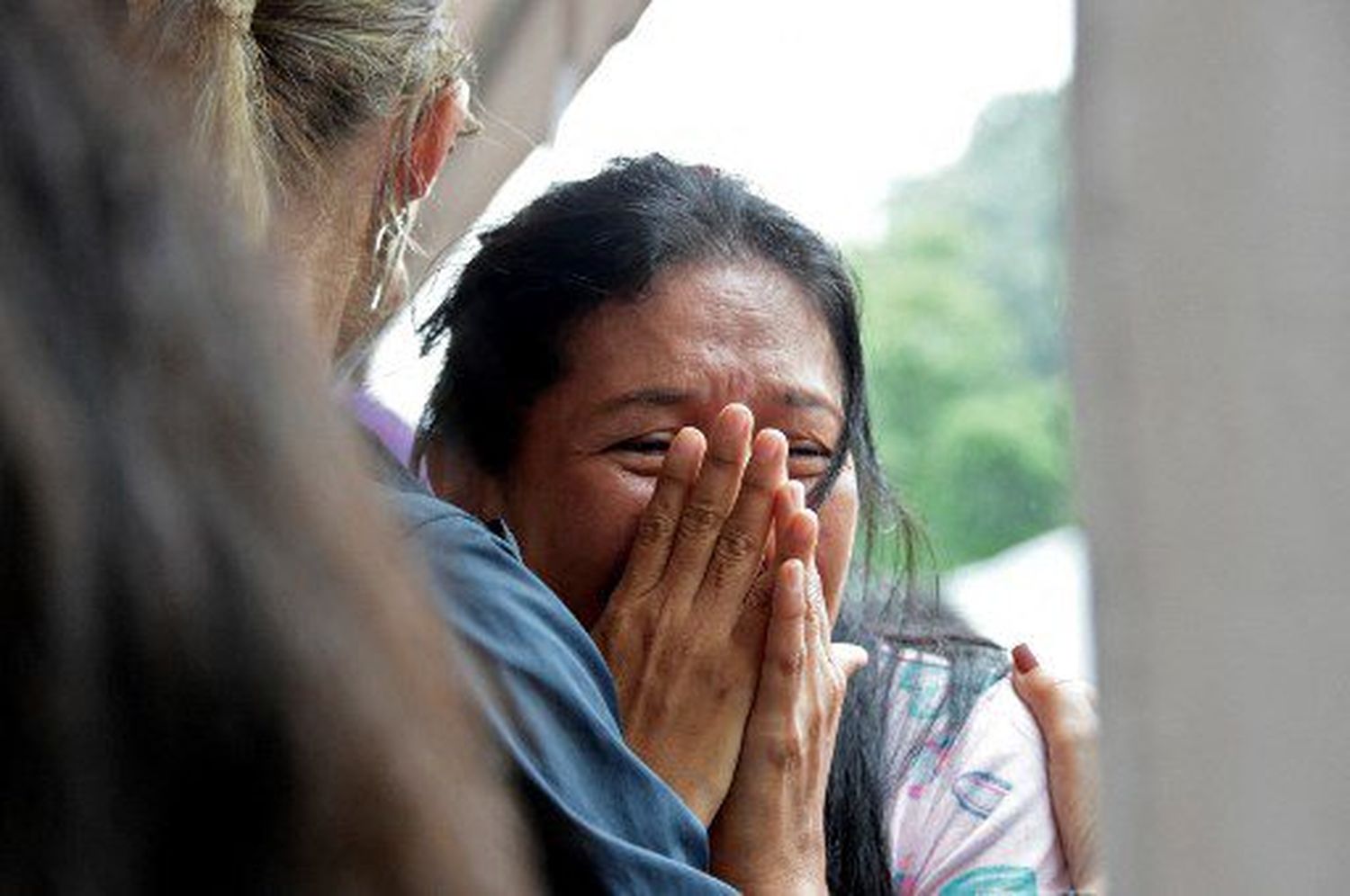 ¡HAY QUEMADOS Y DECAPITADOS! Dos venezolanos entre los 44 muertos que dejó la masacre en cárcel de Ecuador