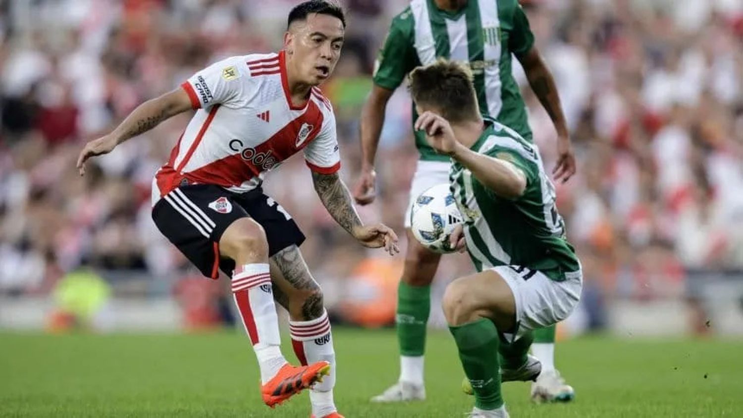 Barovero le negó la victoria a River sobre Banfield a una semana del Superclásico