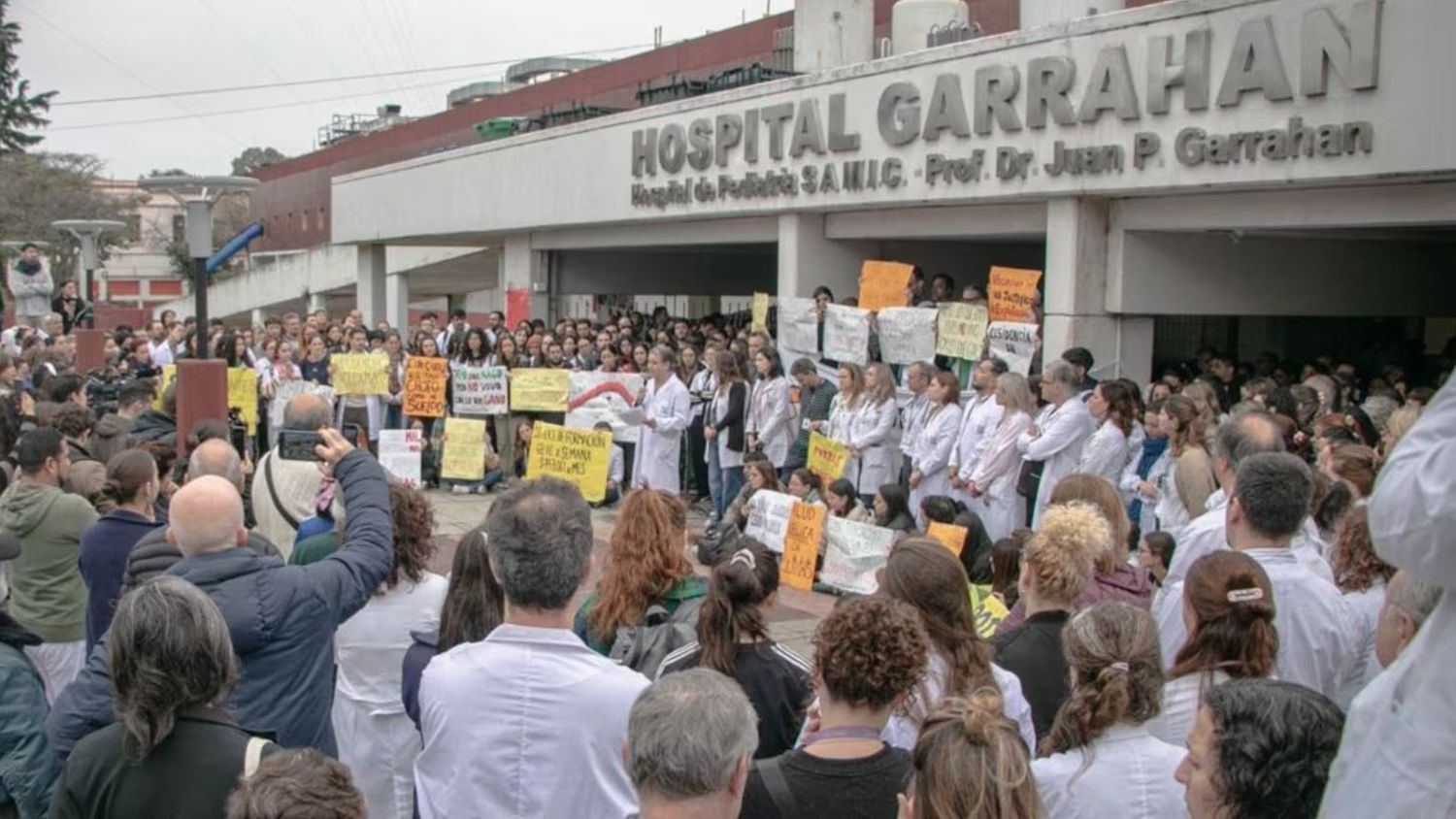 La gestión de Mario Lugones consideró que el paro tiene “motivaciones políticas”