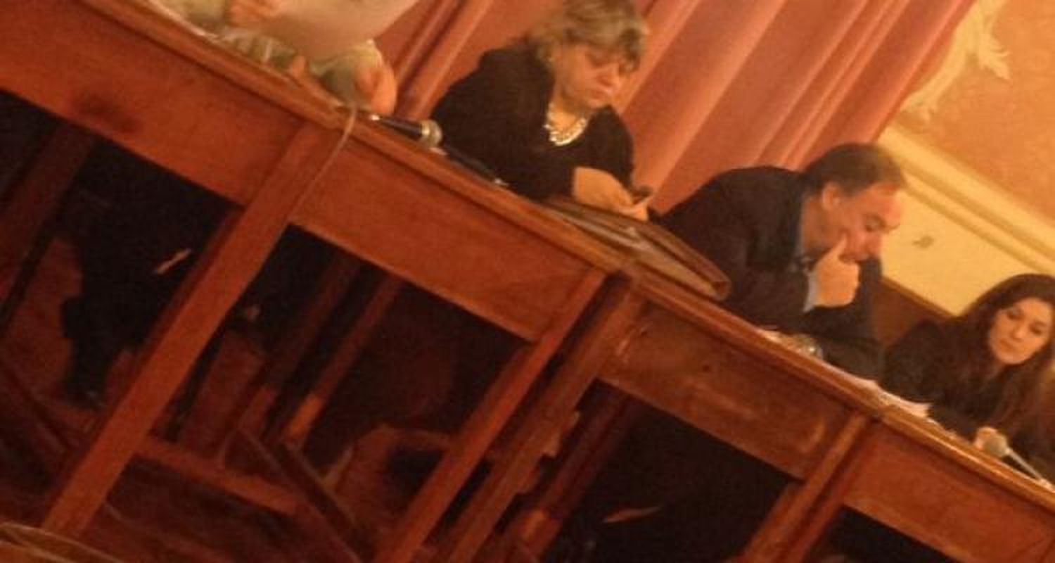 Sánchez Negrete habló de los familiares que trabajan en la municipalidad y Sandra Mari respondió