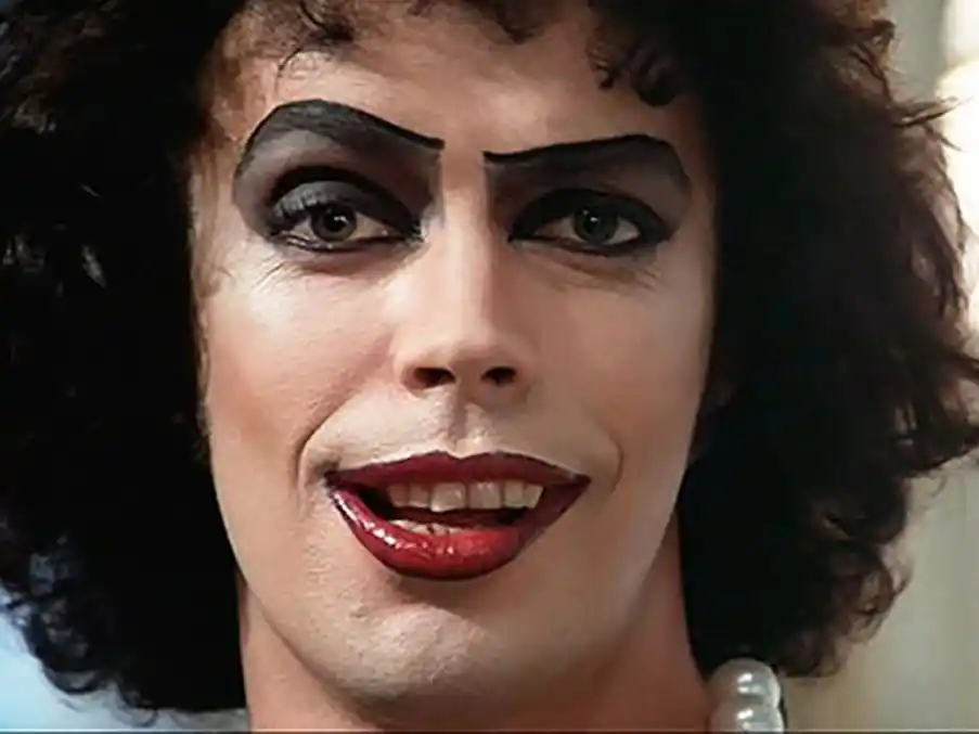 Una fiesta a medianoche: “The Rocky Horror Picture Show” desbordó el Ambassador