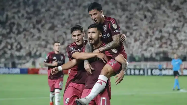 River ganó en su debut por Libertadores ante Universitario