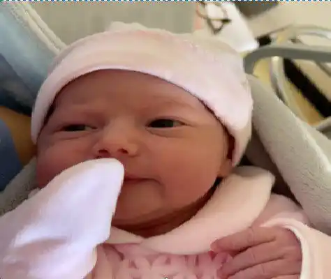 Awww. Henrique Capriles y Valeria Valle reciben a Lili