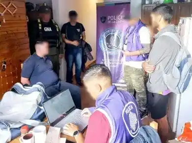 Detuvieron a un abogado acusado de integrar la red de corrupción de menores por la que está imputado Marcelo Corazza