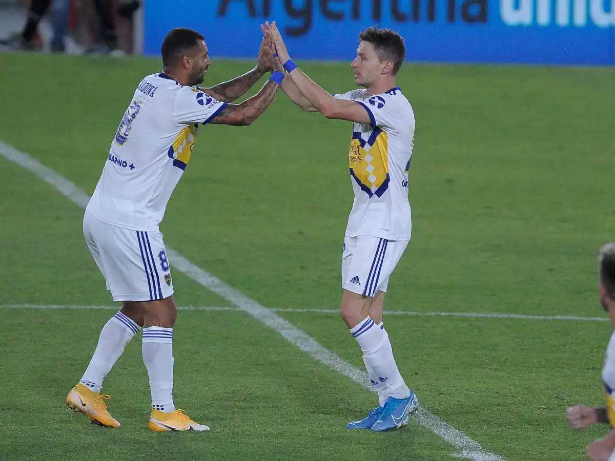 Boca rescató un triunfo agónico ante el “Rojo”