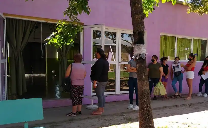 Operativo DNI: entregan documentos tramitados en el CIC y en el puerto