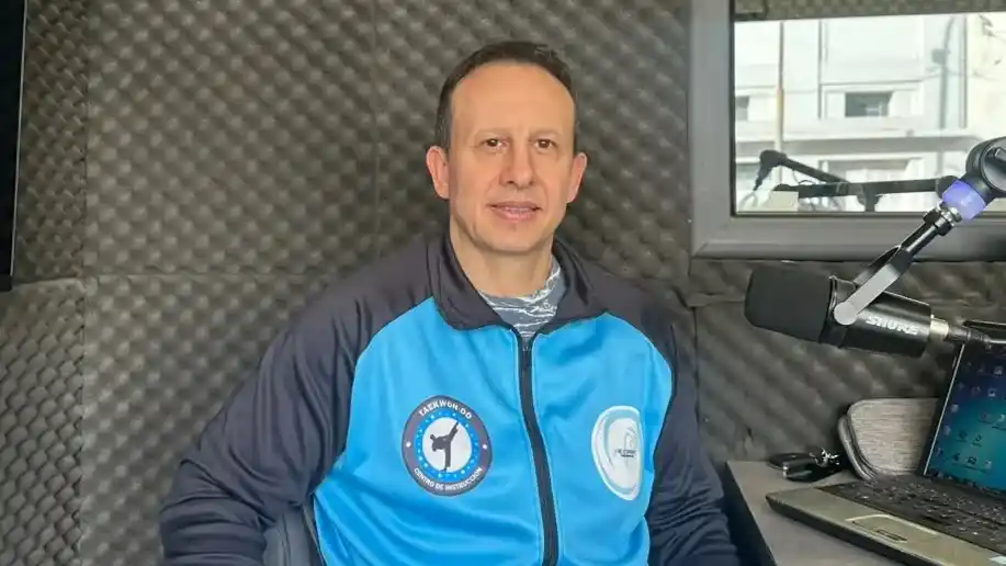 Juan Manuel Del Valle, Maestro Senior de taekwondo, oriundo de Necochea