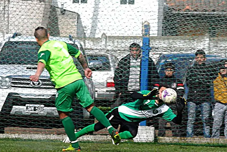 Federal C: Banfield clasificó sin jugar y Rando ya está disponible