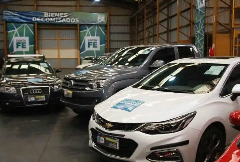 Realizarán en Santa Fe la segunda subasta de autos incautados a delincuentes