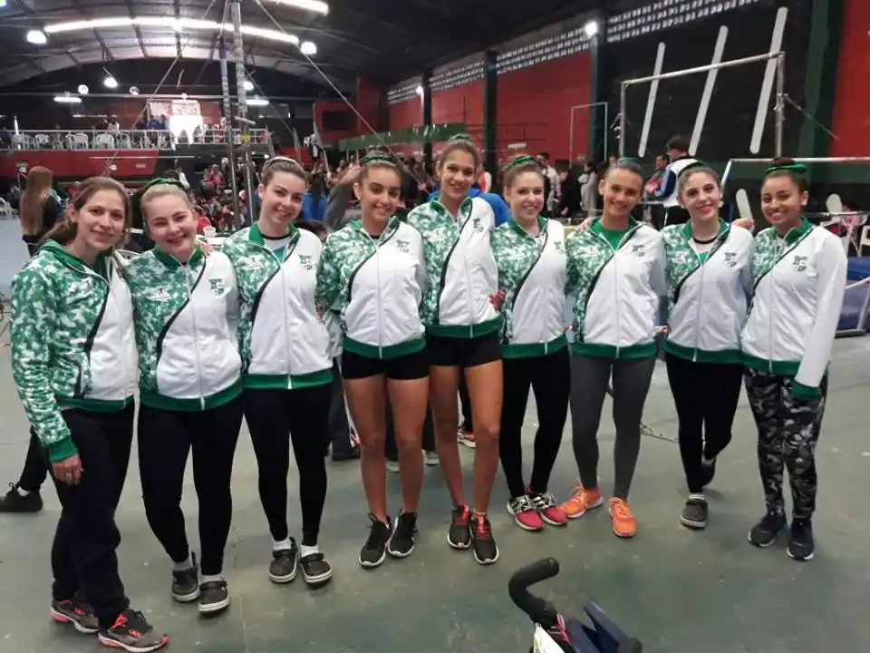 Gala de Gimnasia Artística y Acrobacia en Telas