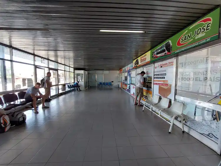 El Gobierno deja de subsidiar pasajes gratuitos en micros de larga distancia: qué cambia y cómo podría impactar en Entre Ríos