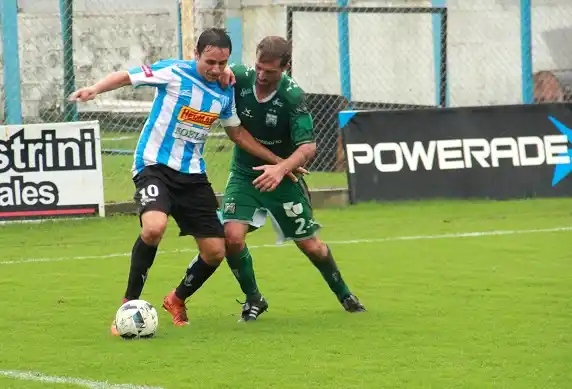 No se le abre el arco: Juventud empató con Ferro 