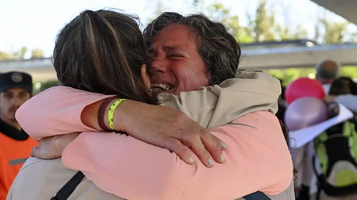 Llegó al país el segundo vuelo de Aerolíneas con 262 repatriados de Israel