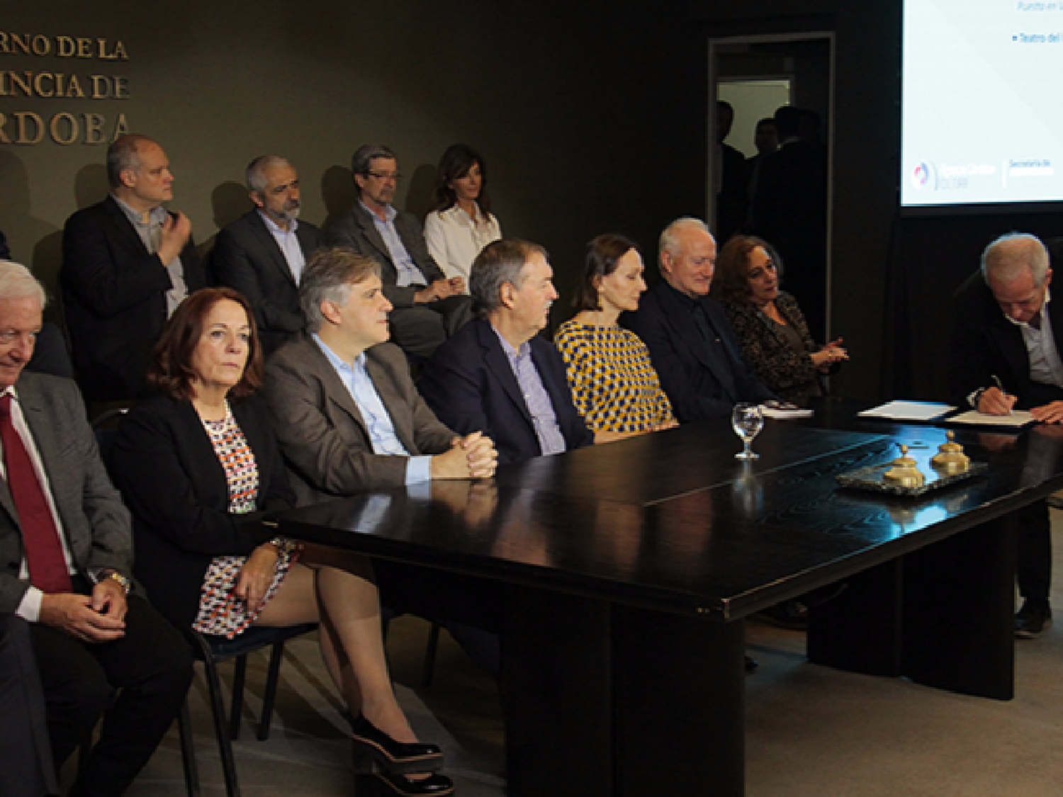 Schiaretti anunció hoy la puesta en valor del teatro del Libertador San Martín