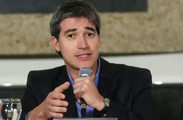 Con los candidatos sin internas, desde Gobierno apuntan al dinero que cuestan las PASO