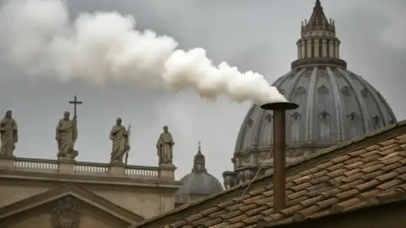 «HABEMUS PAPAM»: el cónclave ya eligió al sucesor del papa Francisco