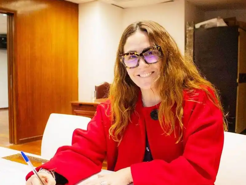 Advierten sobre un impuesto encubierto en el
nuevo esquema tarifario de luz y gas de Nación