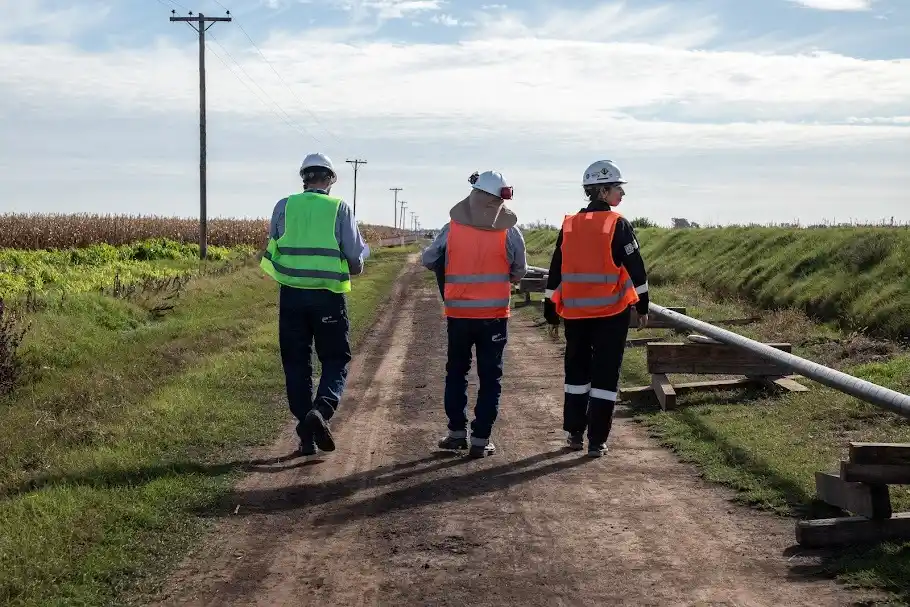 Litoralgas ya ejecuta su plan de obras en varias localidades - 1