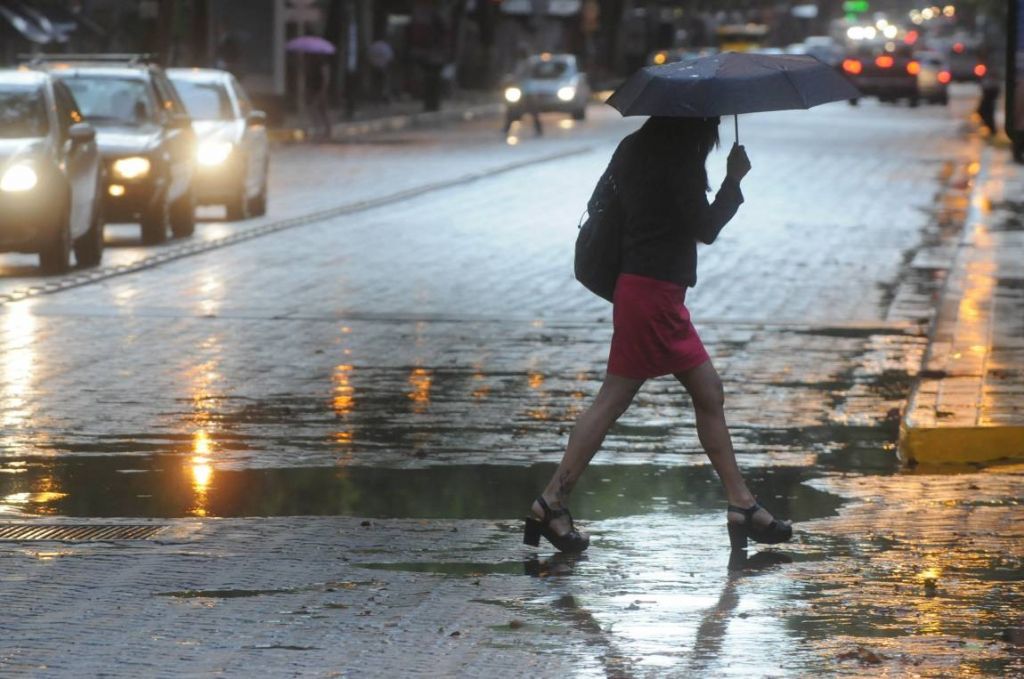 Miércoles con probabilidad de lluvias por la tarde noche