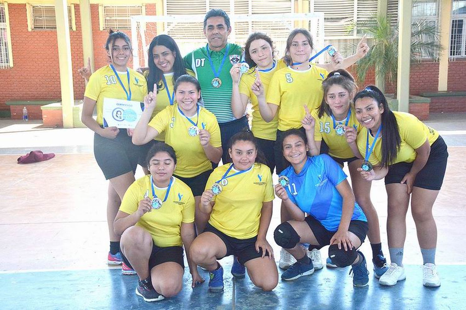 Pozo del Tigre y Pirané son
dueños del hándbol sub 16