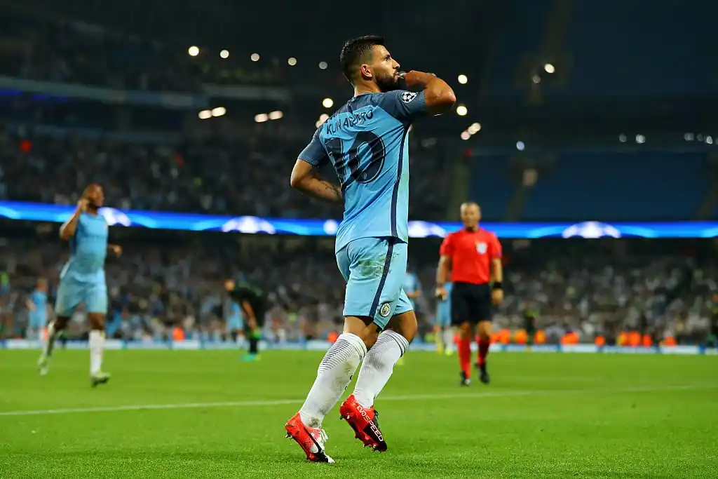 Agüero también tuvo su hat-trick en la Champions