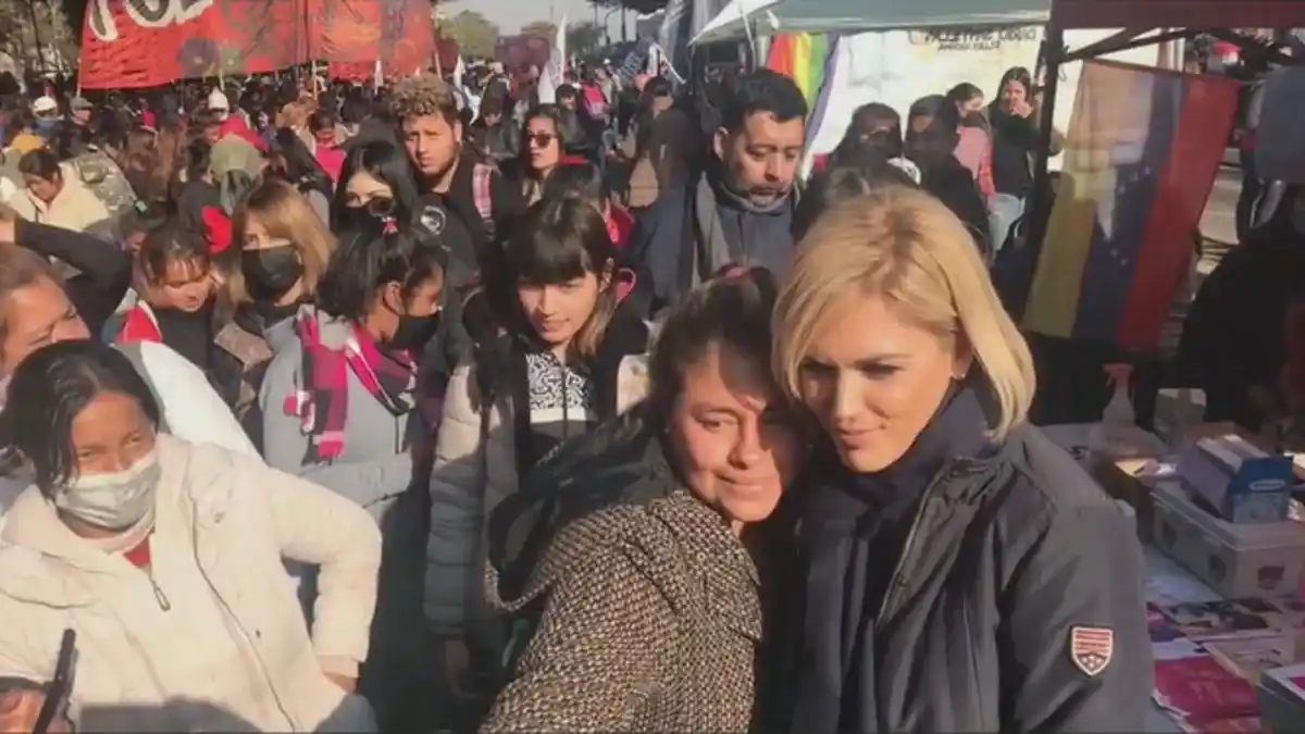 El documental de Viviana Canosa en la movilización de la 9 de julio: "Anatomía del piquete"