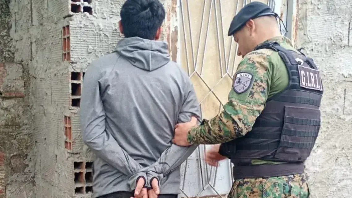 Secuestraron 15 armas de fuego y detuvieron a 16 personas durante el fin de semana largo