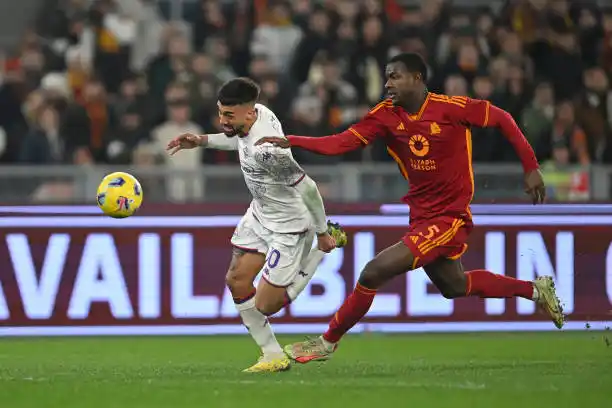 Avanzaron de fase Fiorentina y Aston Villa