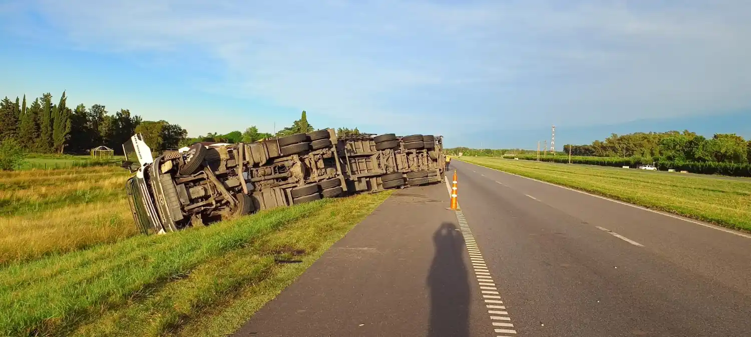 Vuelco camión 163
