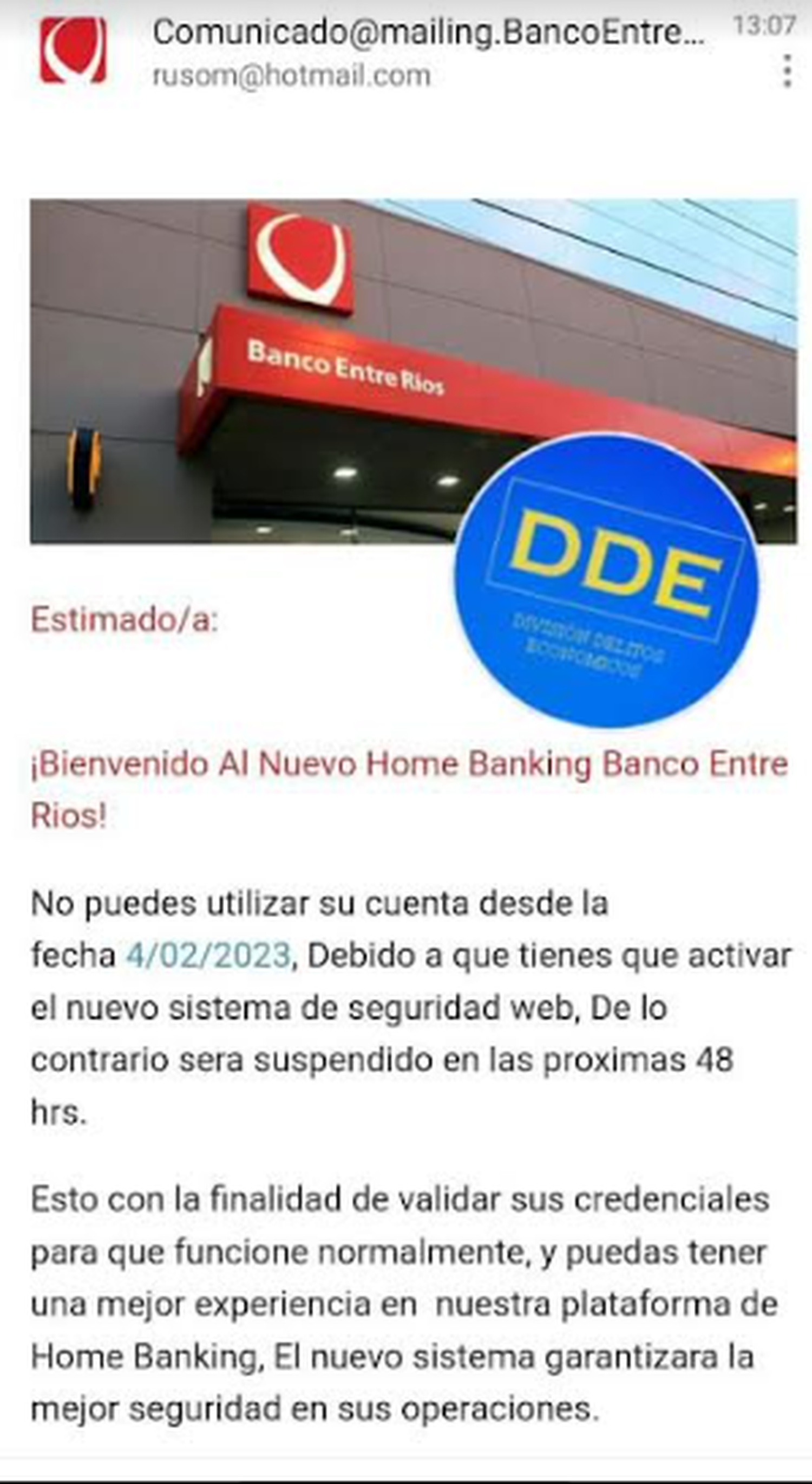 Alerta por estafas por mail y whatsapp simulando entidades bancarias