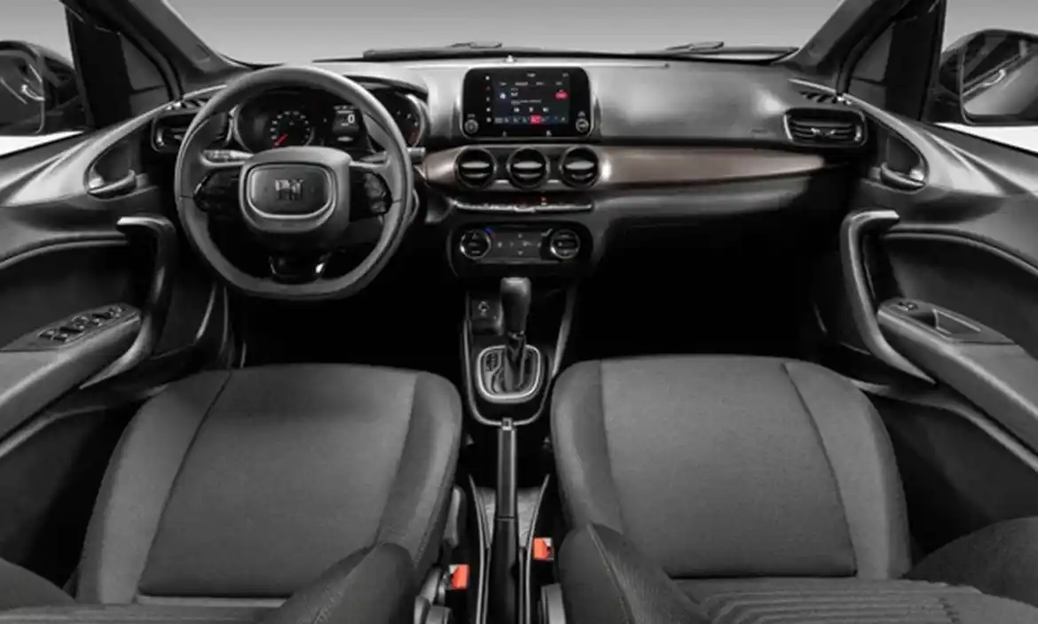 Automotrices aumentan sus precios en junio pese a las advertencias de Caputo