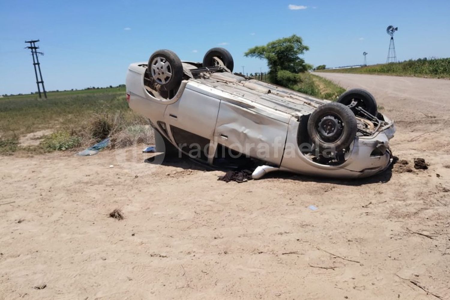 Un vuelco en Ruta Provincial N°39 dejó dos heridos, uno de ellos con serias lesiones internado en Rafaela