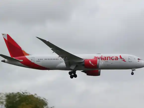 Avianca deja en tierra el 70 % de su flota por fallo en el software de los Airbus A320