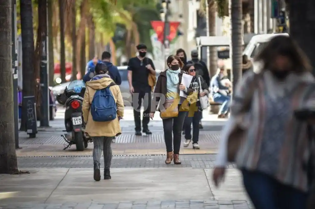El 70% de la población de Uruguay tiene al menos una dosis de la vacuna anti COVID-19