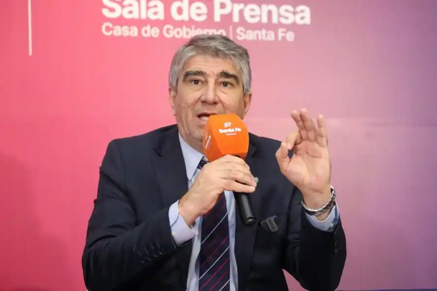 “La Reforma Previsional baja el déficit y termina con los privilegios”, indicó Bastía tras la aprobación