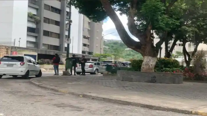 Esto es lo que sucedió en las residencias donde vive el líder opositor Juan Guaidó