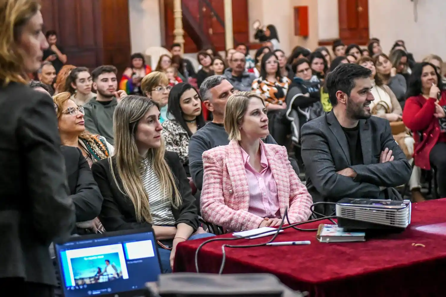 Diseña Paraná: comenzaron las capacitaciones del Programa de Fortalecimiento para Emprendedores