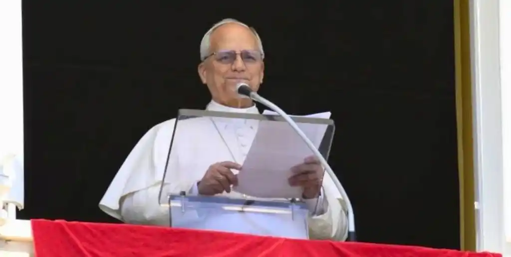 El Papa León XIV durante su mensaje en la Plaza de San Pedro por la libertad de prensa. Foto: Vatican News