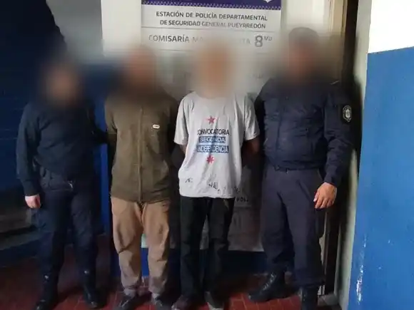 "Te voy a pegar un tiro y te voy a robar": tres detenidos por amenazar con un arma a un hombre en Batán