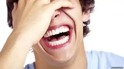 ¿RÍES A TODO PULMÓN O ERES DISCRETO?: esto es lo que revela la psicología