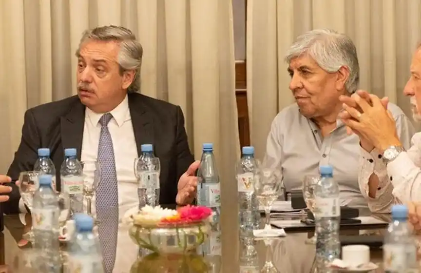 Fernández se reunió con Hugo Moyano y referentes del Frente Sindical           