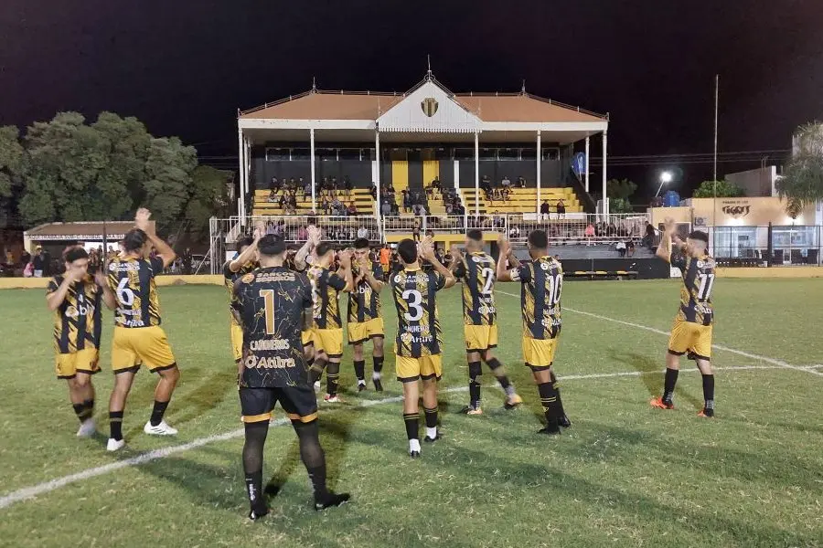 Libertad goleó a 9 de Julio